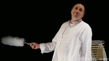 Un  Viaggio in un Magone di prima classe  - Emilio Celata é Anna Karenina