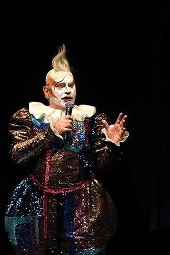 DEBUTTO ROMANO DI SHAKESPEARE/SONETTI , CON VALTER MALOSTI IL VERSO DIVENTA TEATRO